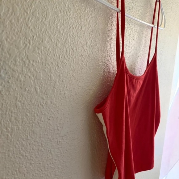 Forever 21 red tank crop top - Picture 3 of 4
